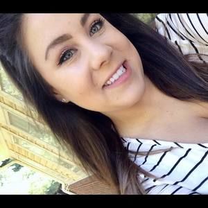 Meet your Posher, Holly